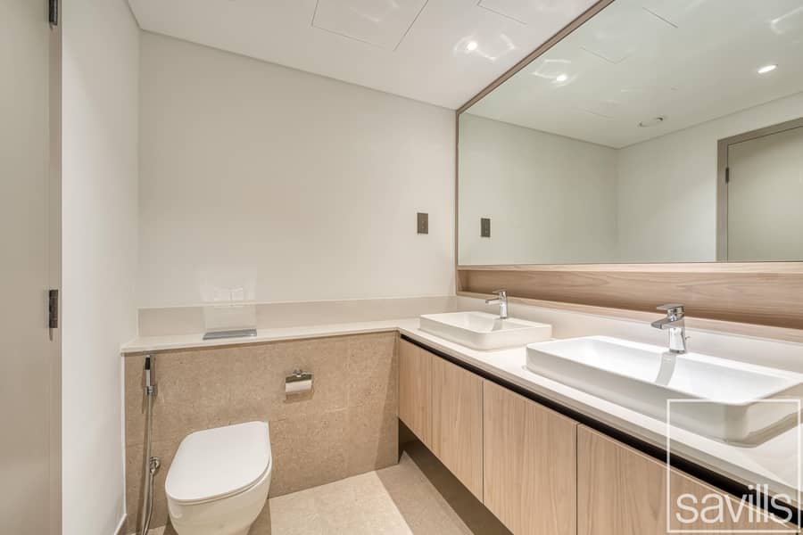 RGS/ GEMS SRI |Good Location |White Marble Kitchen - Image 12