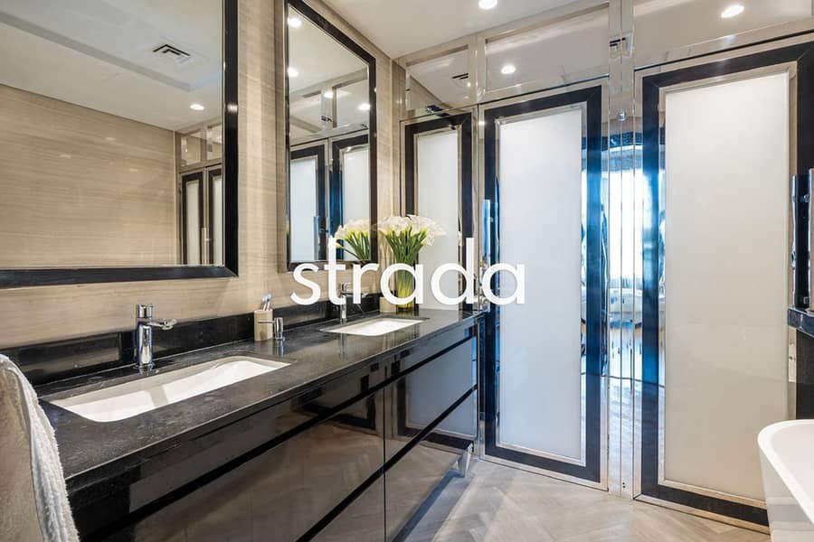 Standalone | Close to pool | Vacant - Image 14