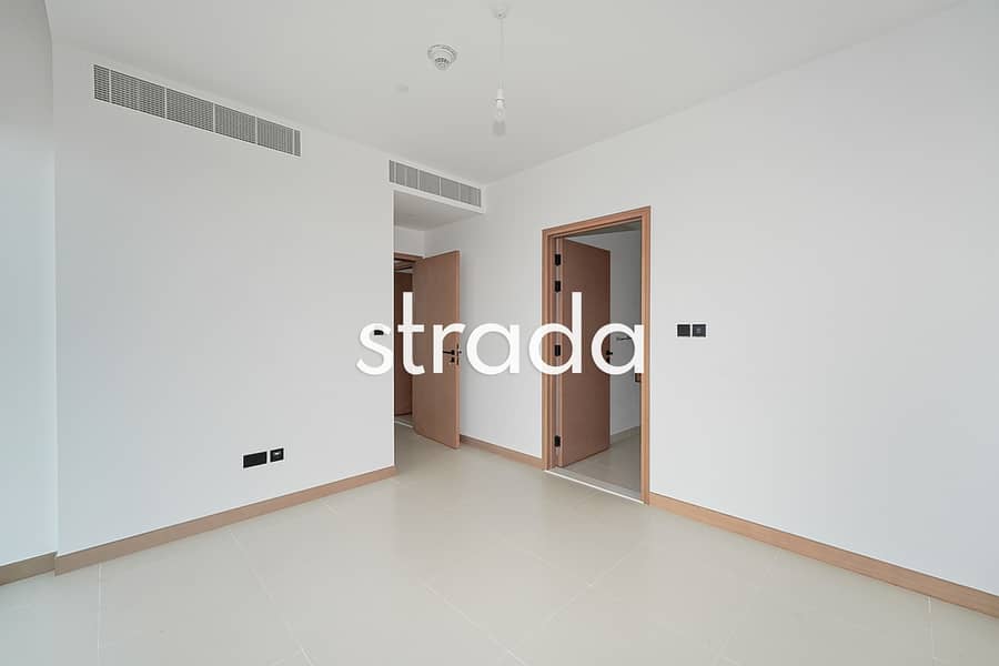 1 Bed | Skyline View | Largest Layout - Image 16