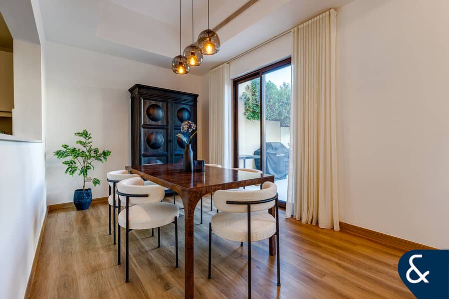 Renovated | Single Row | Type 1M | Three Bed