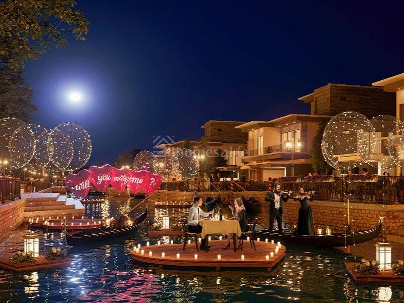 Signature Luxury | Exclusive | V1000 | Waterfront - Image 13