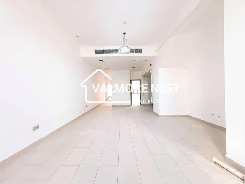 Family friendly I Peaceful community I Prime spot - Image 8