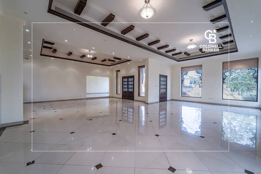 Huge layout | Vacant | Bungalow