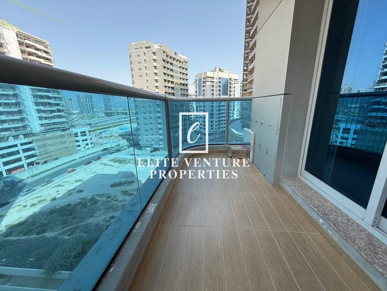 VACANT | FULLY FURNISHED | BRIGHT APARTMENT - Image 20