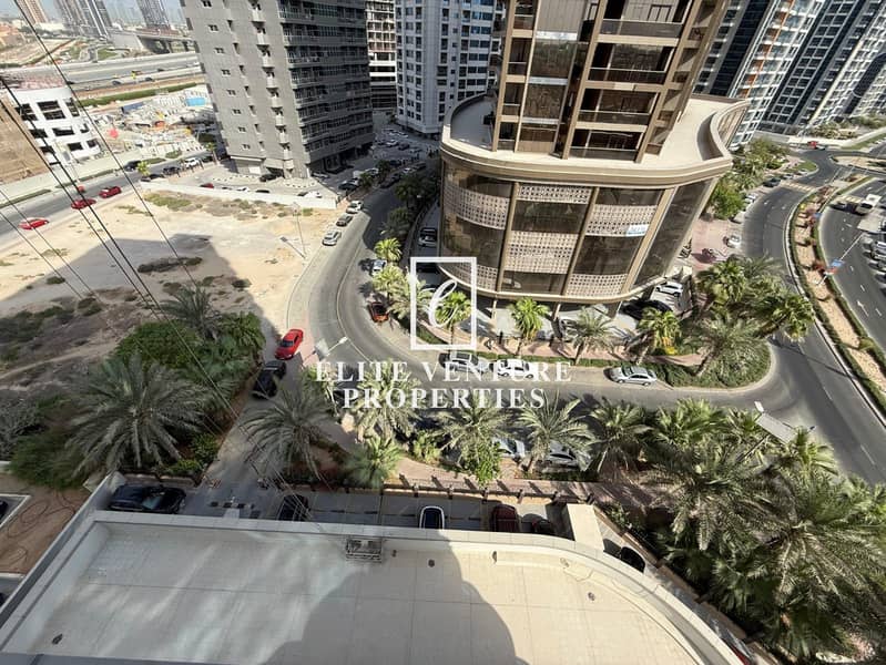 VACANT | FULLY FURNISHED | BRIGHT APARTMENT - Image 23