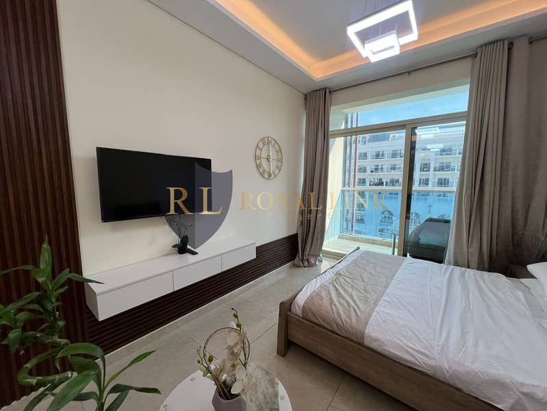 Brand New Fully Furnished Ready to Move 12 Cheqs