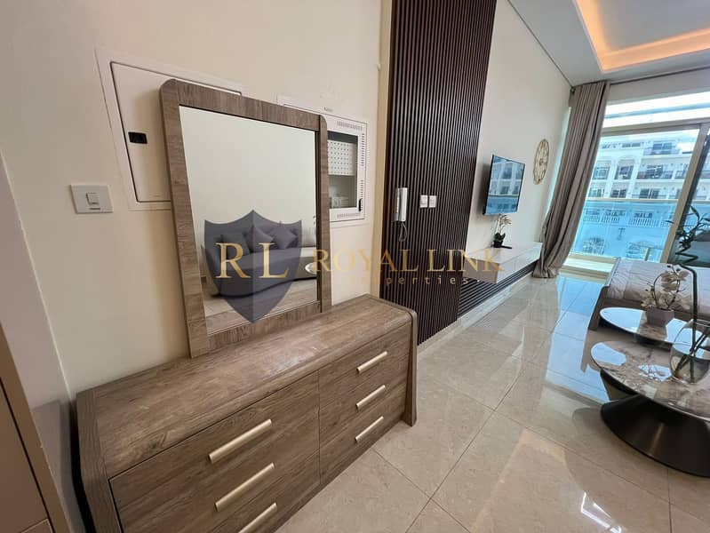 Brand New Fully Furnished Ready to Move 12 Cheqs - Image 10