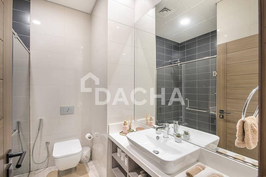 FURNISHED / MAID ROOM / SPACIOUS UNIT - Image 8