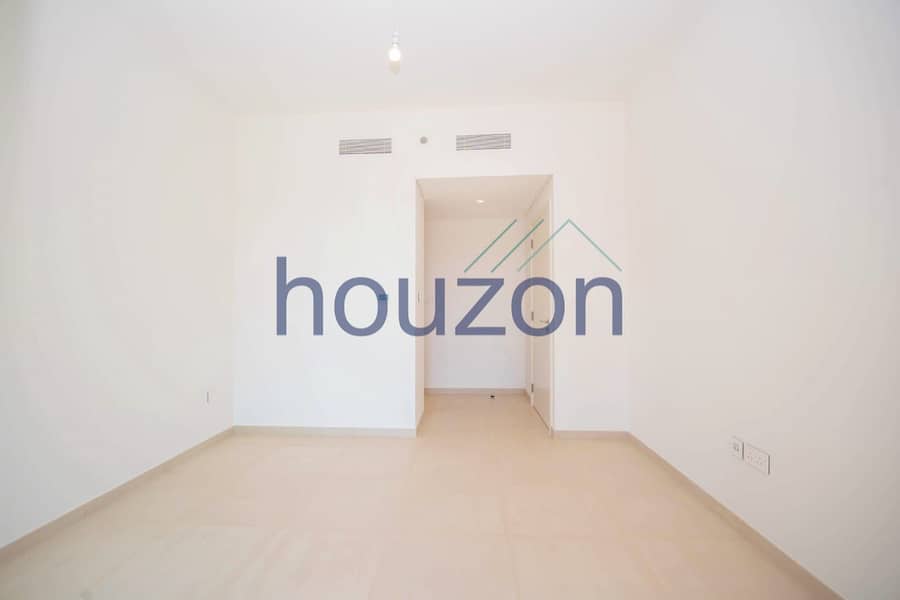 Spacious 2BR | Burj Khalifa View | Direct Buyers