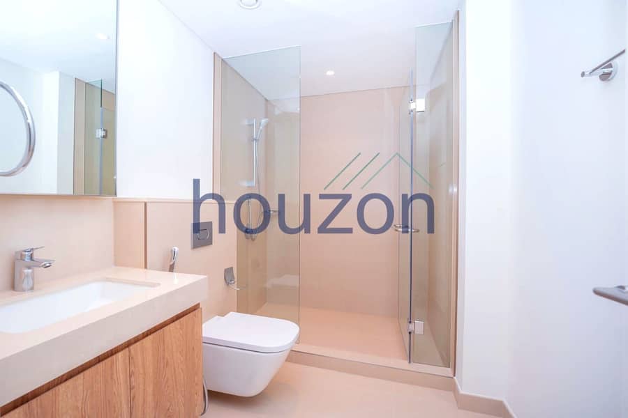 Spacious 2BR | Burj Khalifa View | Direct Buyers - Image 8