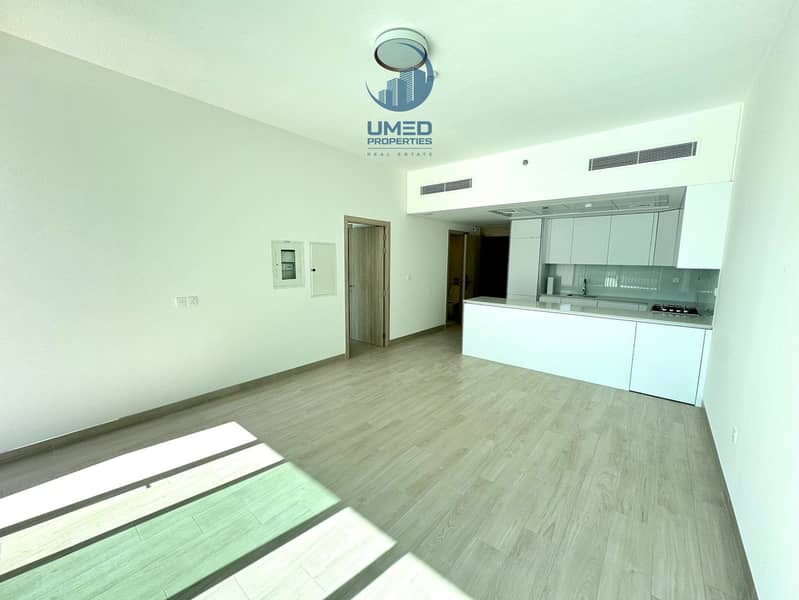 Brand New Unit I Luxury Living | Spacious