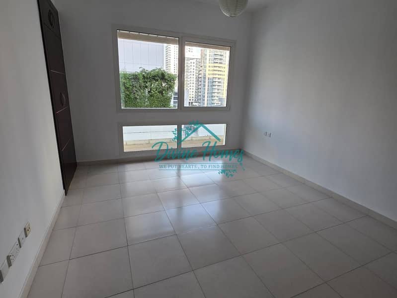 2 PARKINGS | Marina View | Huge Size | Spacious