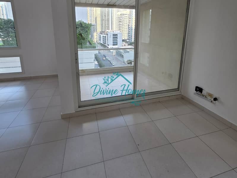 2 PARKINGS | Marina View | Huge Size | Spacious - Image 11