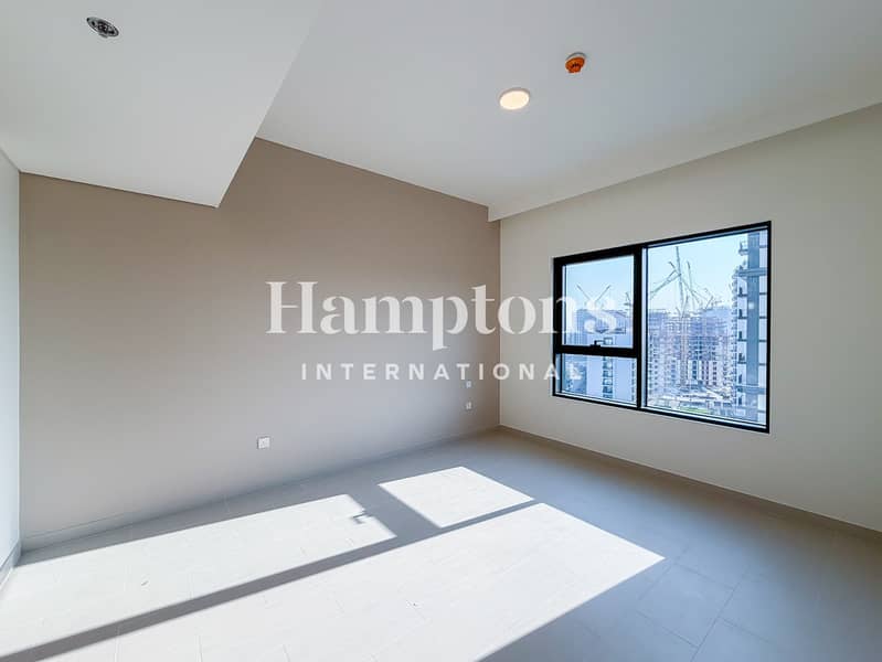 Higher Floor | Full Park and Pool View - Image 14