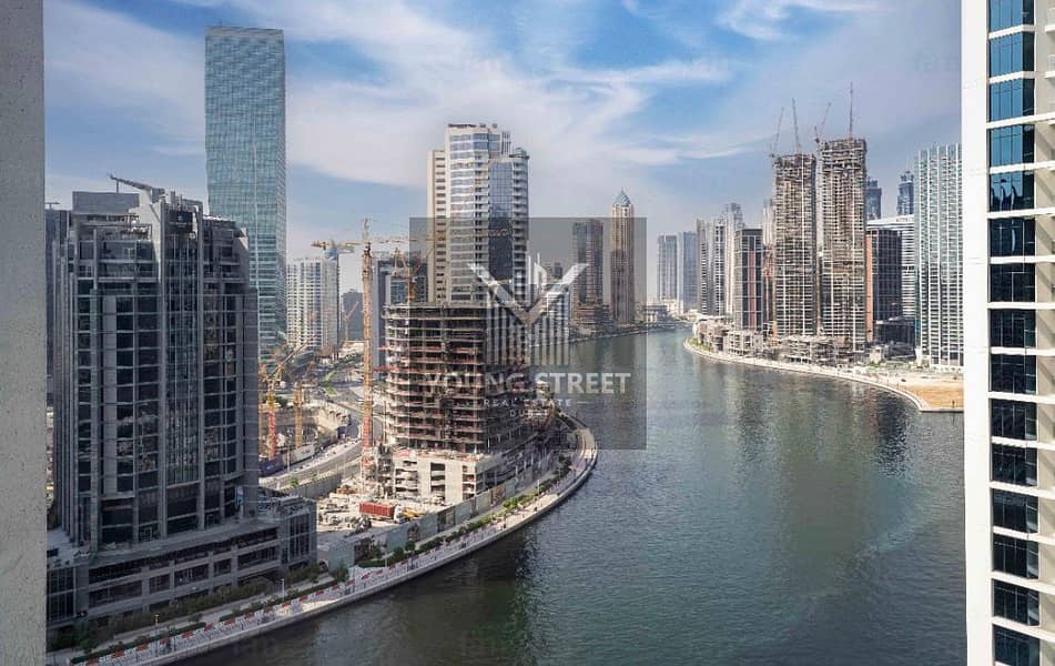 Luxury Studio for Sale in Prive by DAMAC | Stunning Pool & Canal Views - Image 11