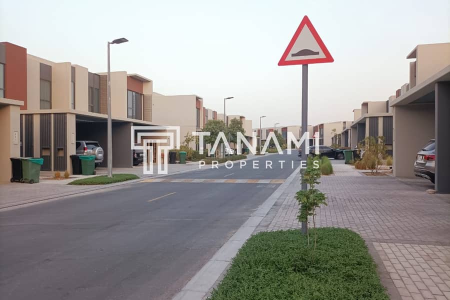 Modern Living | Brand New | Ideal for Families - Image 23