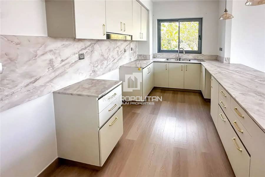 Ready To Move In | Best Location | Prime Location - Image 7