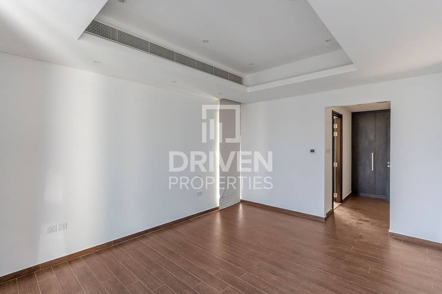 Prime Location | Ready to Move in | Private Pool - Image 12