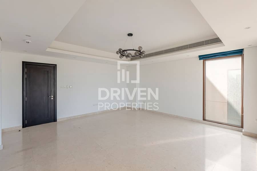 Prime Location | Ready to Move in | Private Pool - Image 21