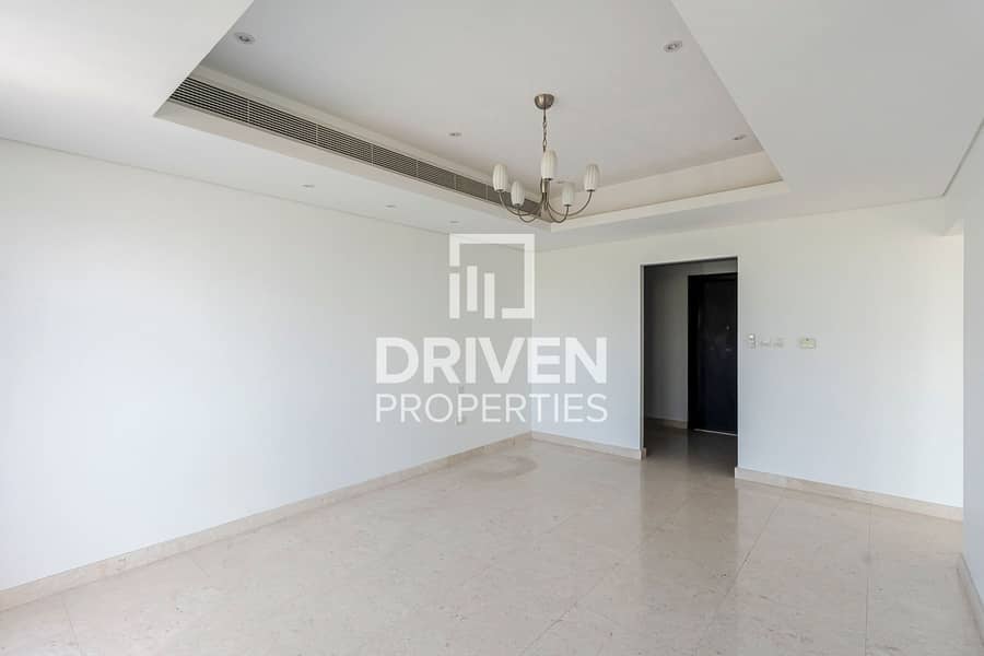 Prime Location | Ready to Move in | Private Pool - Image 25