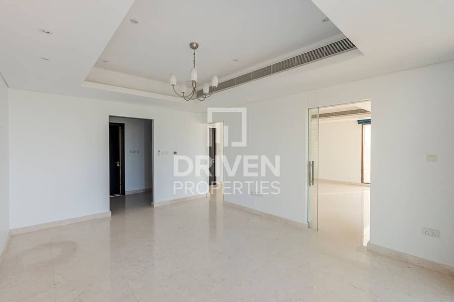 Prime Location | Ready to Move in | Private Pool - Image 22