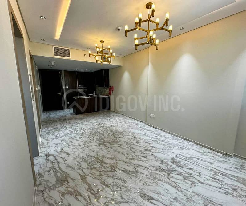 Vacant | Near Metro | Quality Building - Image 10