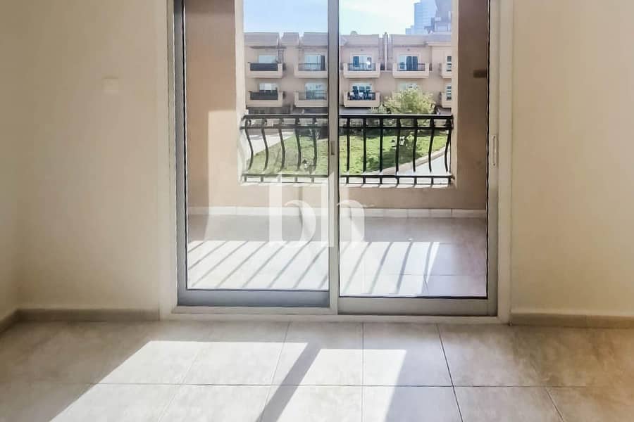 Ready to move | Pool View | Near Circle Mall