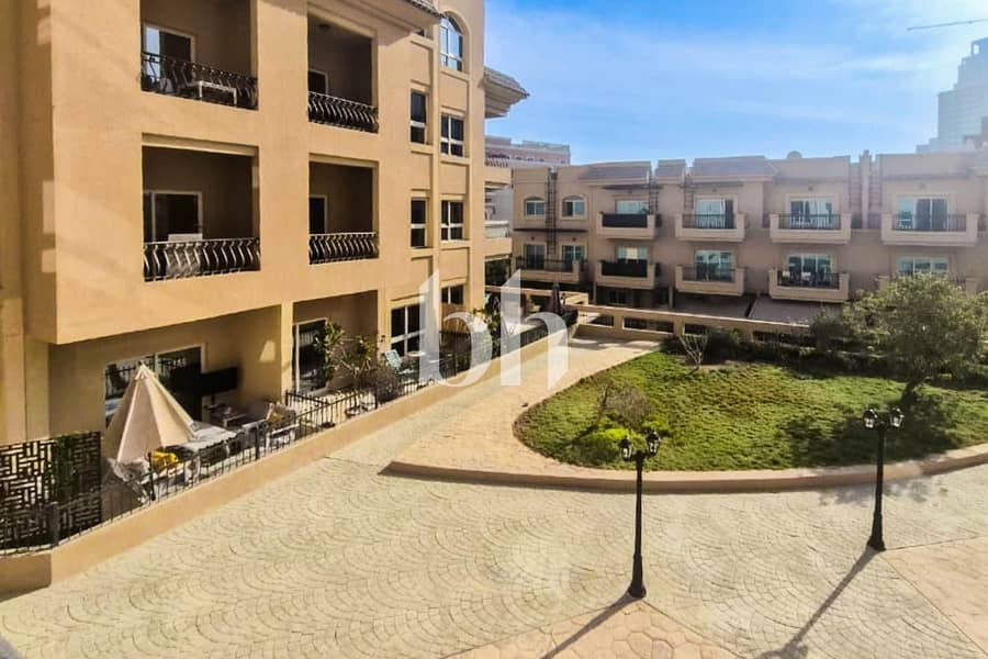 Ready to move | Pool View | Near Circle Mall - Image 6