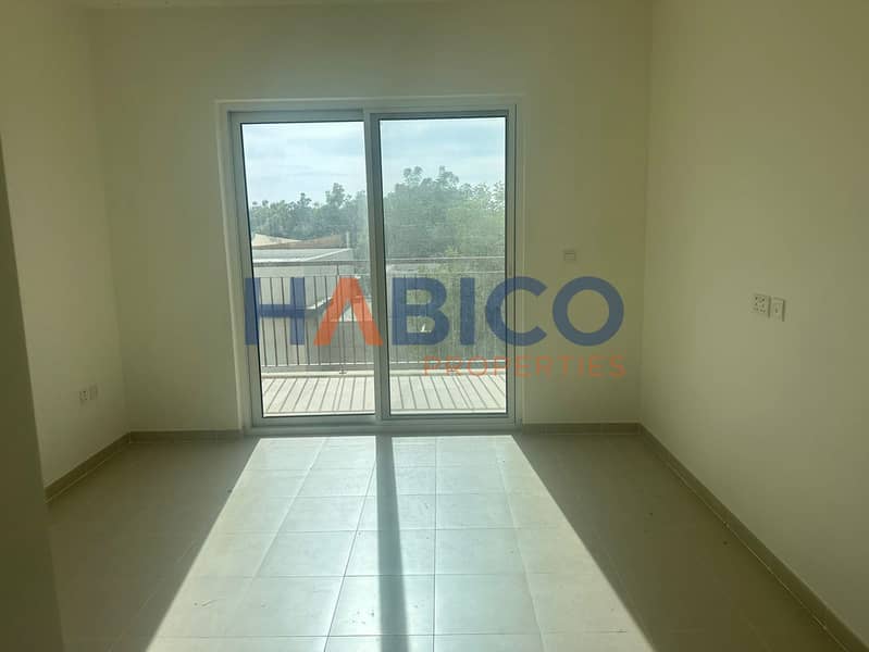 Infront of pool and park | Vacant | Spacious Layout - Image 16