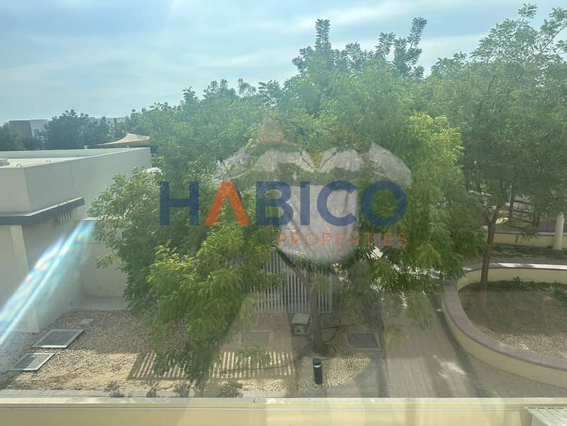 Infront of pool and park | Vacant | Spacious Layout - Image 17