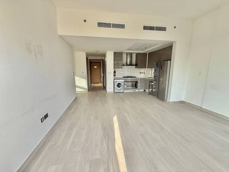 Luxury Chiller-Free 3 BHK | Boulevard-Facing | All Amenties Are Available | Premium Living in Azizi Riviera