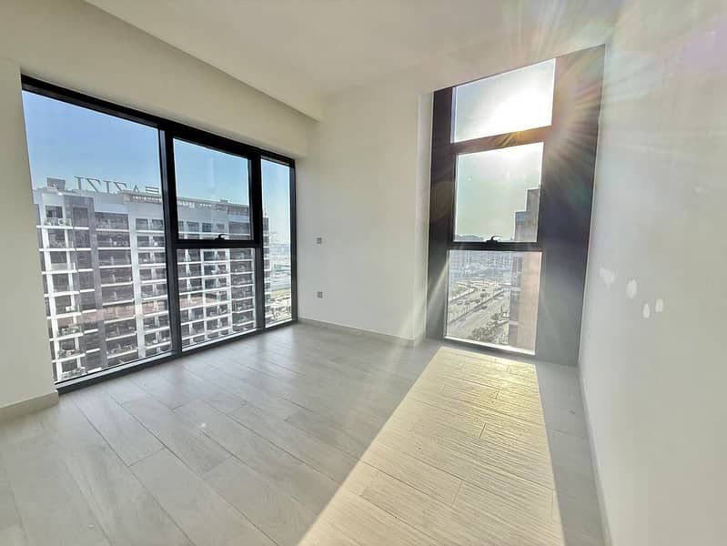 Luxury Chiller-Free 3 BHK | Boulevard-Facing | All Amenties Are Available | Premium Living in Azizi Riviera - Image 11