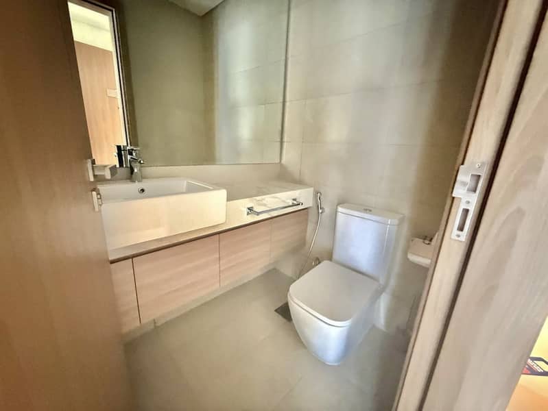 Luxury Chiller-Free 3 BHK | Boulevard-Facing | All Amenties Are Available | Premium Living in Azizi Riviera - Image 15