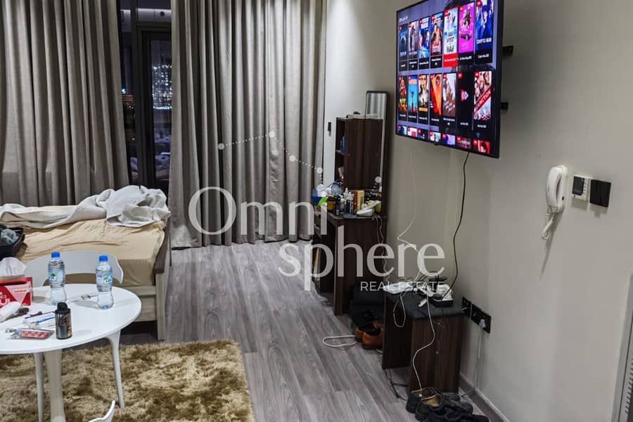 HUGE STUDIO-FURNISHED-AMAZING VIEW-PRIME LOCATION