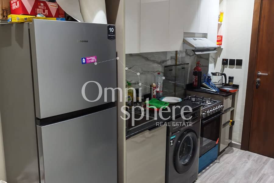 HUGE STUDIO-FURNISHED-AMAZING VIEW-PRIME LOCATION