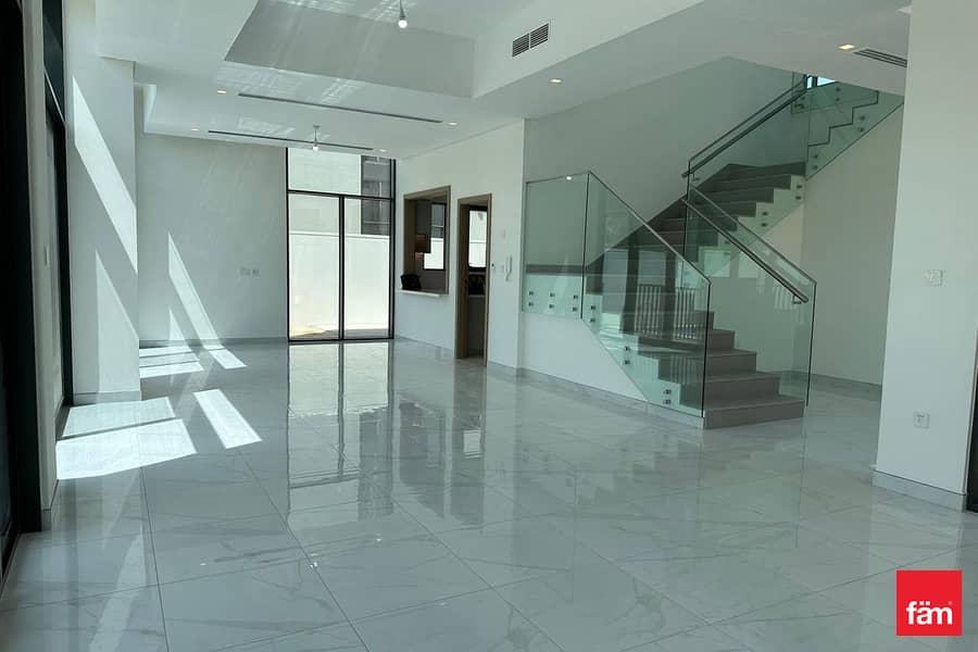 4 Bedroom Villa With A Private Swimming Pool - Image 11