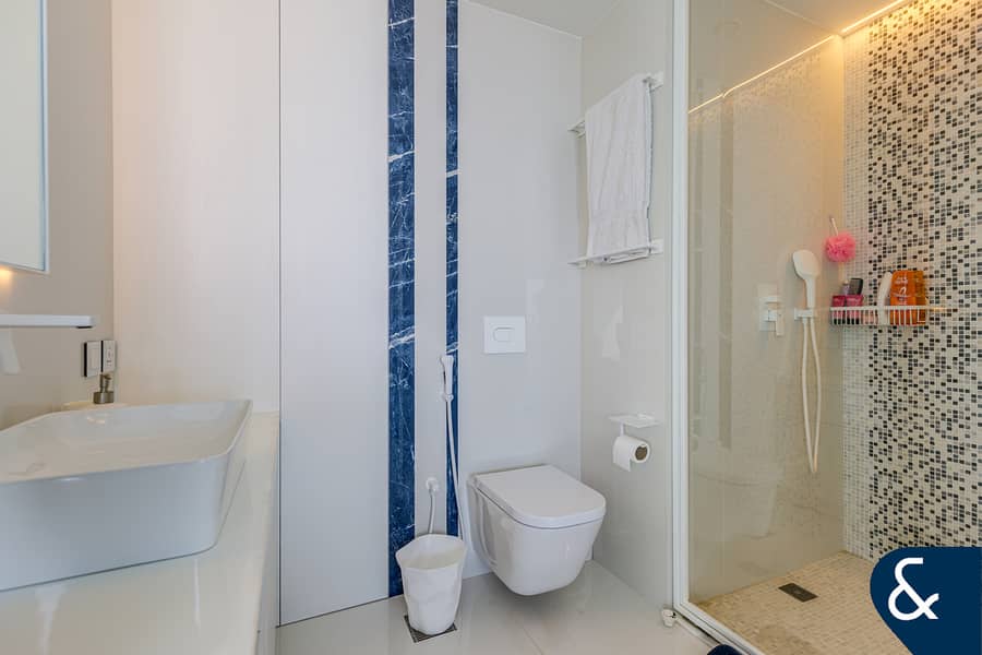 High Floor | Burj Views | Furnished | 4 Beds - Image 26