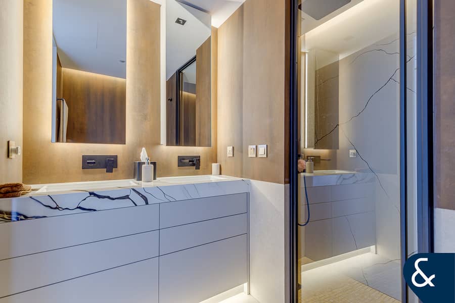 High Floor | Burj Views | Furnished | 4 Beds - Image 37