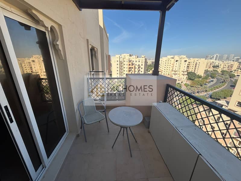 Fully Furnished | Kitchen Appliances | Vacant