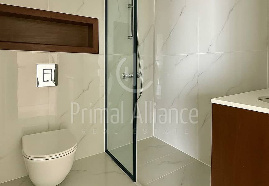 NEAR METRO | SPACIOUS | INVESTMENT OPPORTUNITY - Image 7