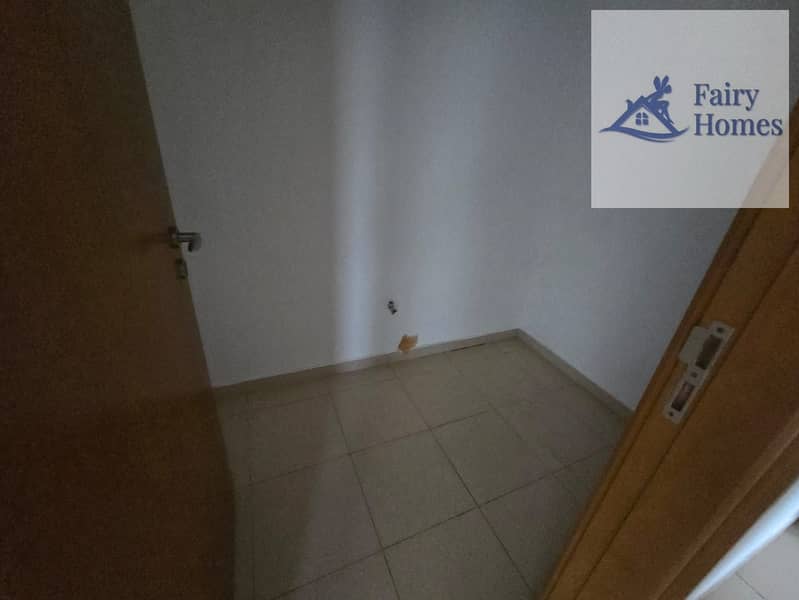 2 Bed+Store | Canal View | High Floor | Best Location - Image 8