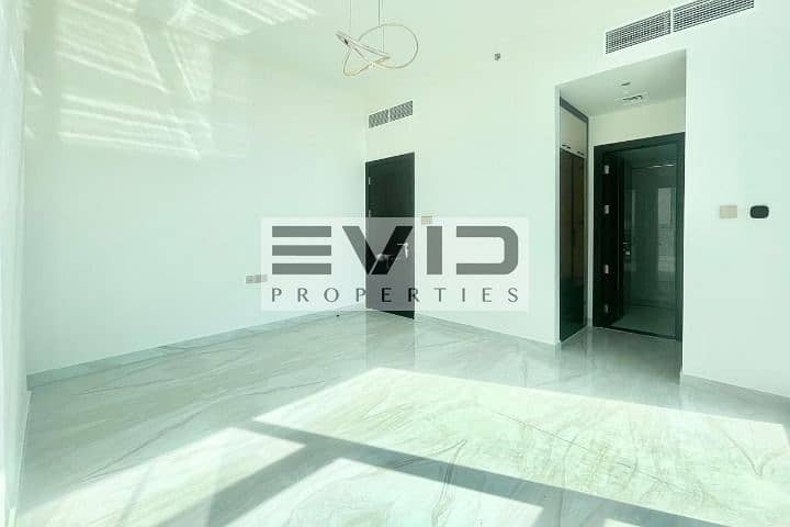 BRAND NEW | FULLY FURNISHED | COMMUNITY & AMENITIES VIEW