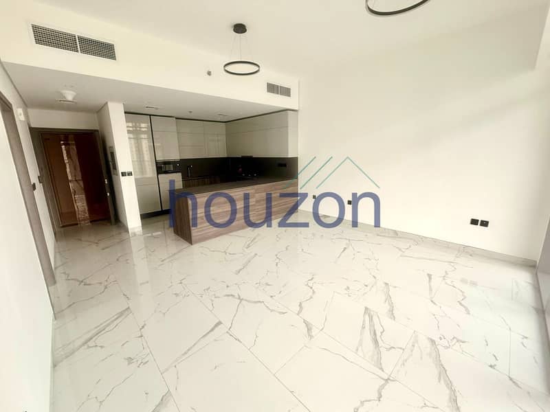 Spacious+Bright 1BR | Burj Khalifa View | Vacant