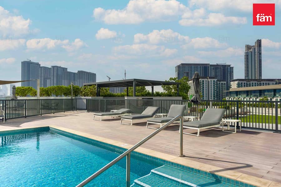 Luxury | Park + Downtown View | Great Investment - Image 14