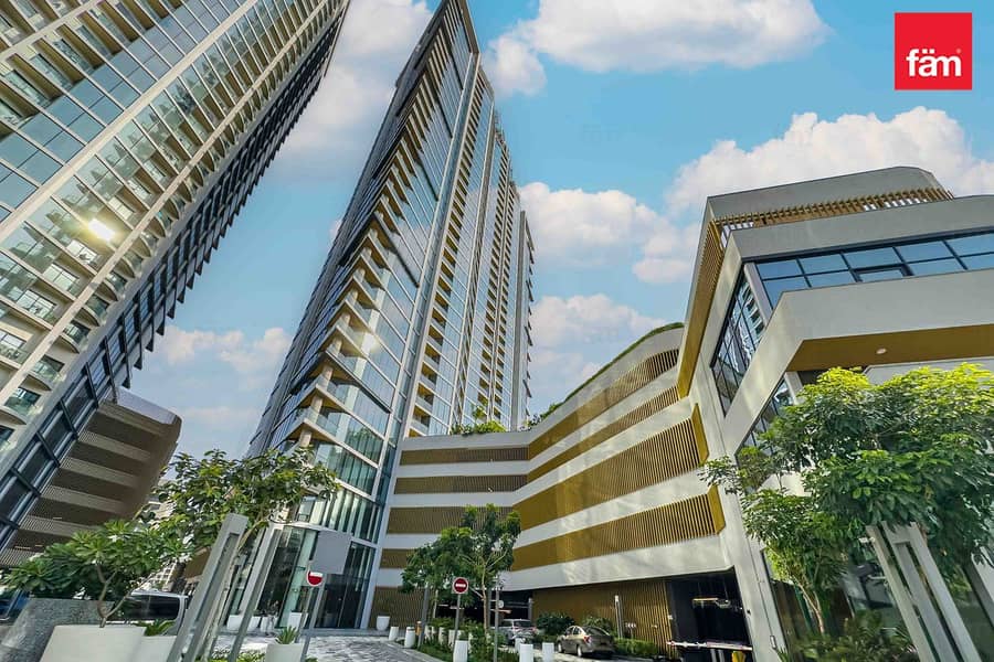 Luxury | Park + Downtown View | Great Investment - Image 18