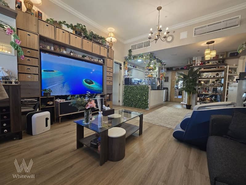 Living with Burj Khalifa and Canal View|Furnished