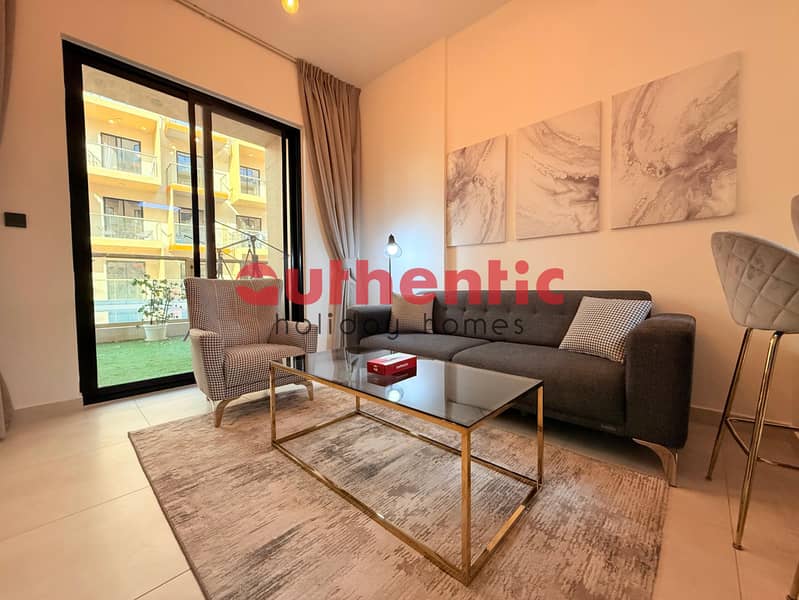 Pool View | Elegant High-End Apartment