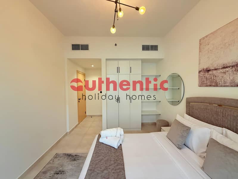 Pool View | Elegant High-End Apartment - Image 8