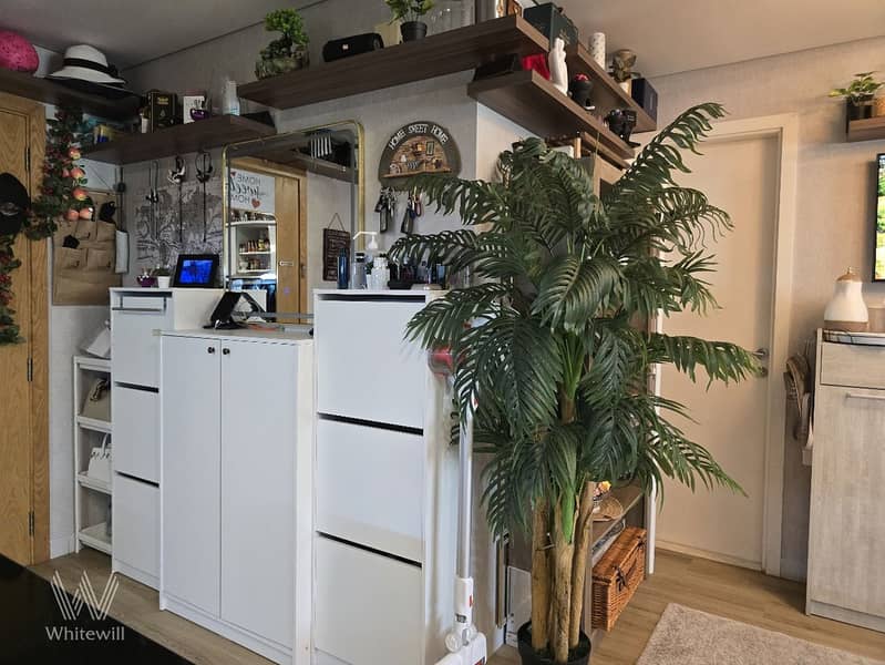 Living with Burj Khalifa and Canal View|Furnished - Image 6