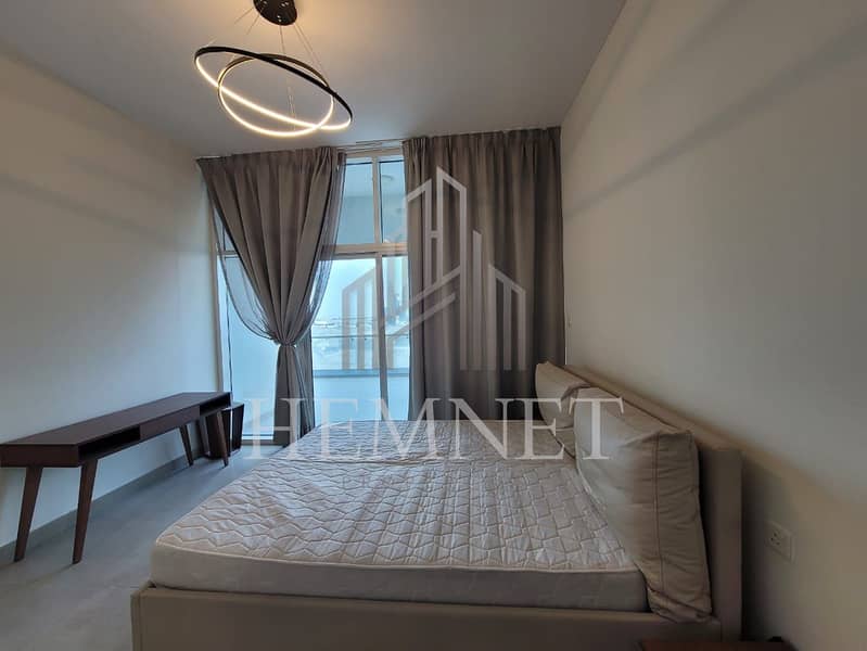 Fully Furnished | Vacant | Creek View